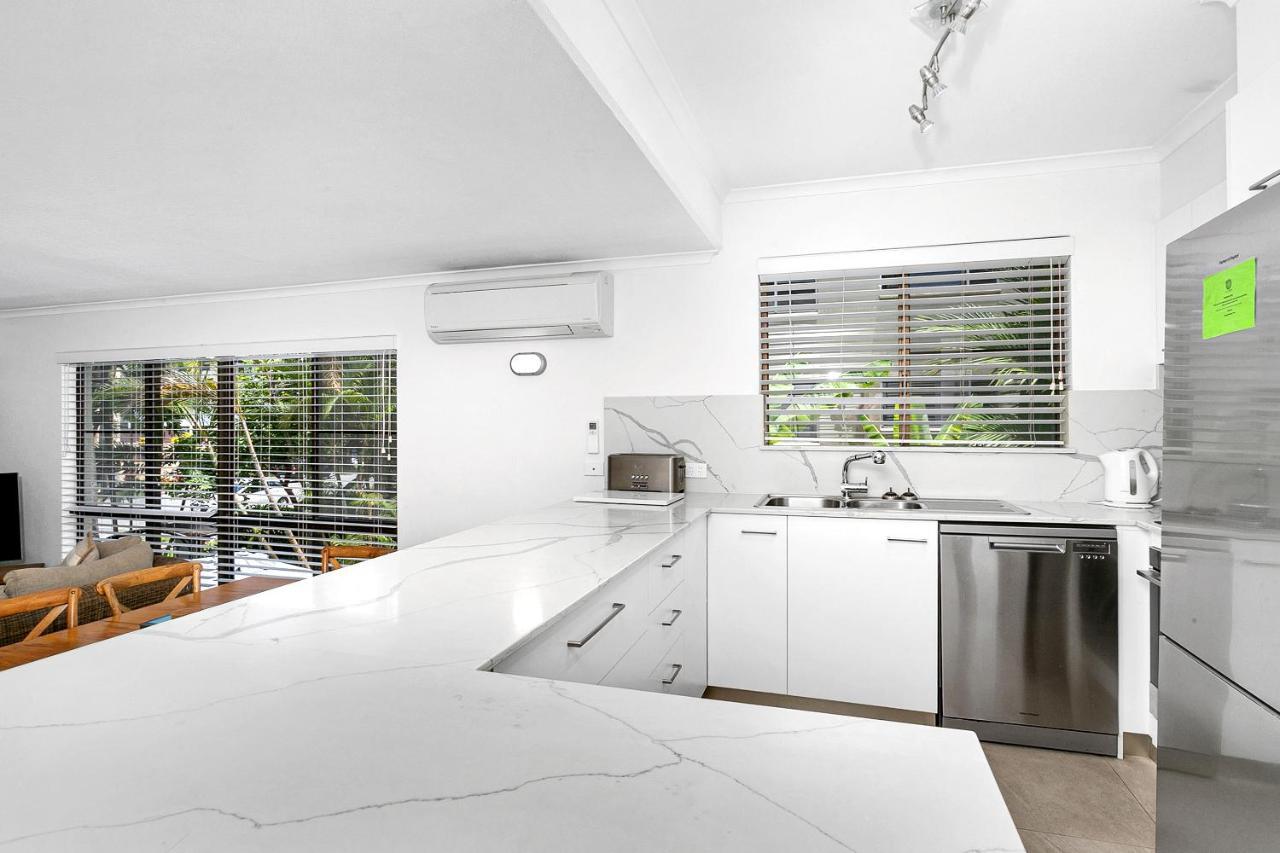 Driftwood Mantaray - Official Onsite Reception And Check In Aparthotel Port Douglas Buitenkant foto